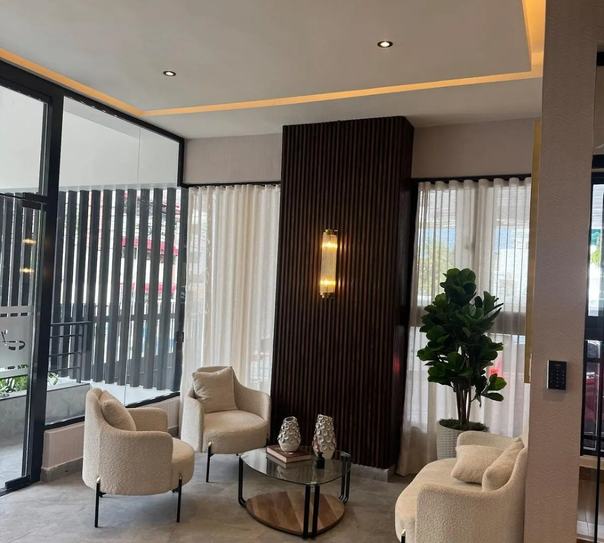 Luxury Modern 2 Bedroom Apt Kingbed,Pool,Gym,Rooftop 0*, Santo Domingo