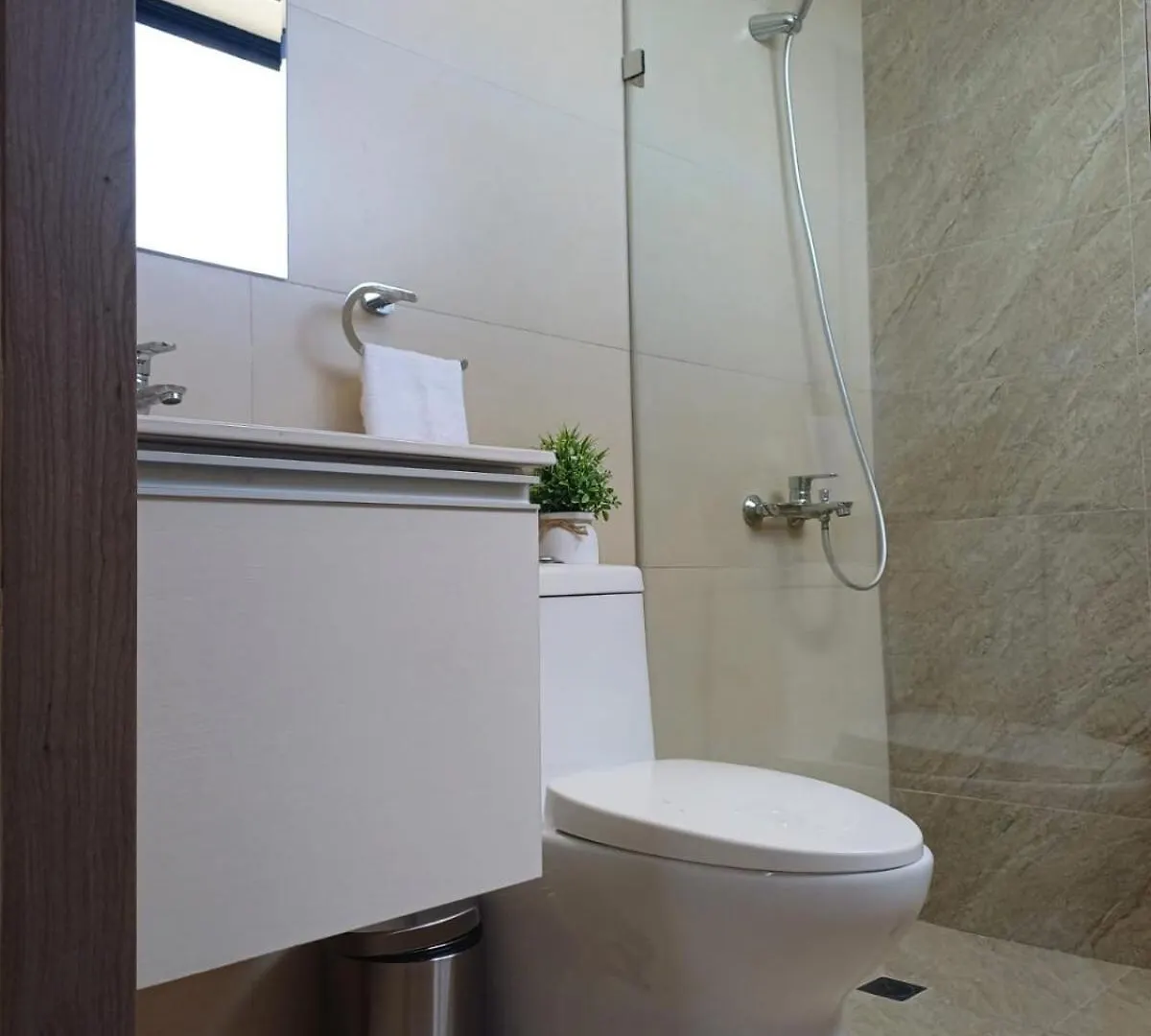 Luxury Modern 2 Bedroom Apt Kingbed,Pool,Gym,Rooftop Santo Domingo